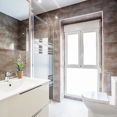 Сasa de vacaciones Two Floor House In The Center *